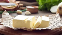 Prečo by ste mali pred prípravou cesta zmraziť maslo – budete prekvapení