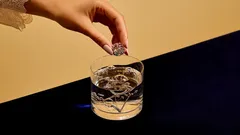 Čistenie šperkov v domácich podmienkach: návody, ktoré zvládne každý